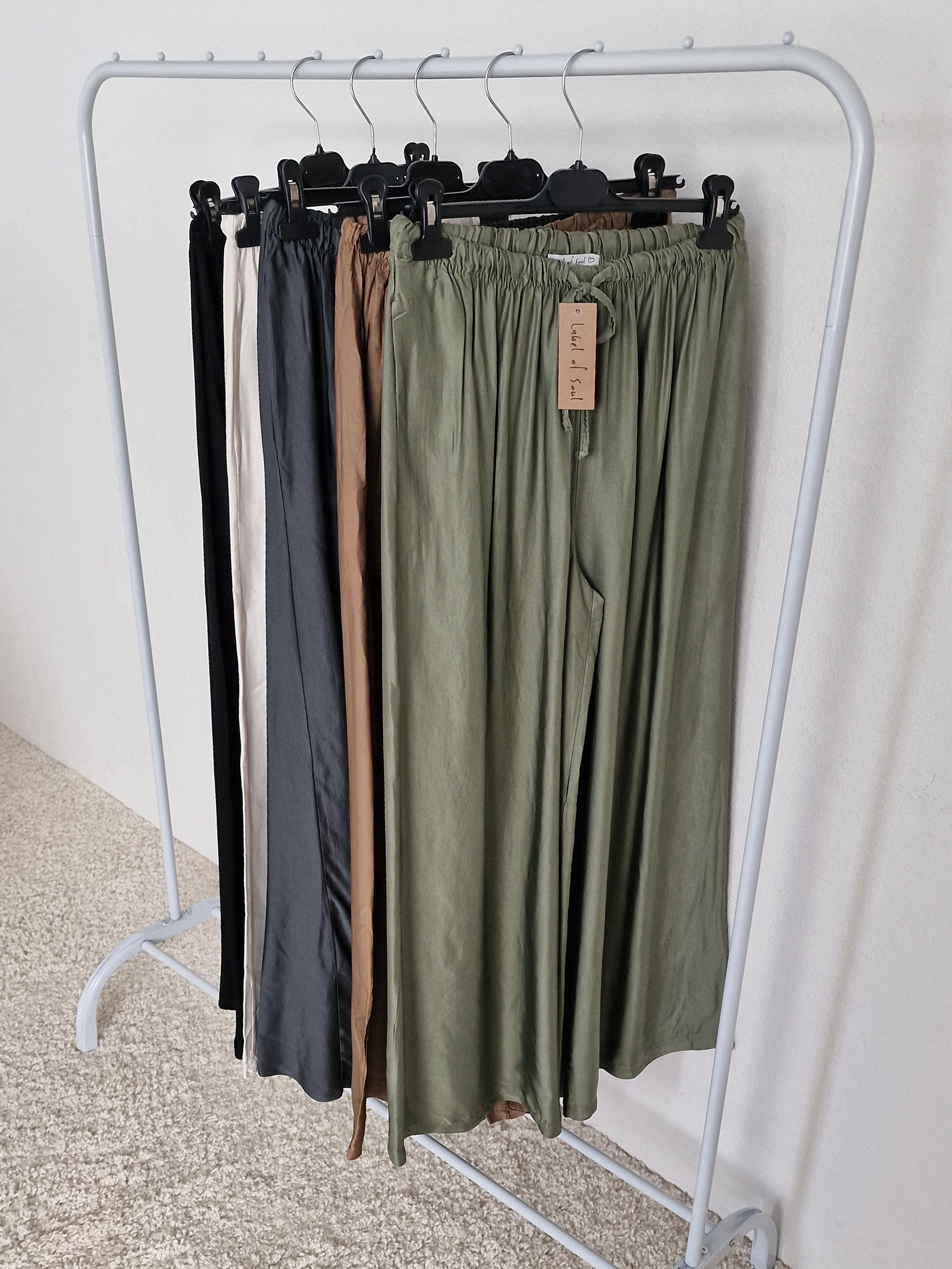 Viskose Palazzo Hose mit Seidenanteil - Olive