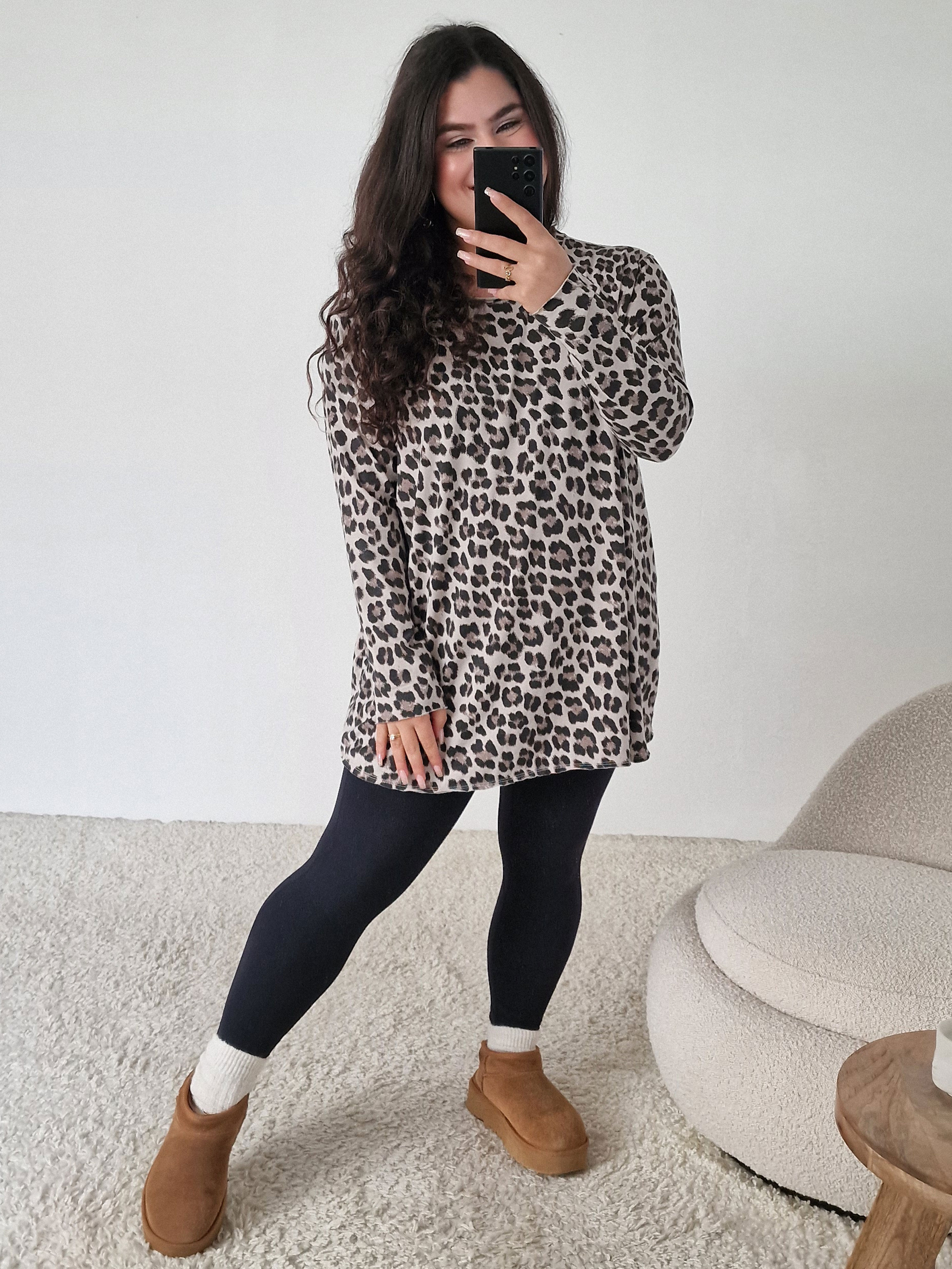 Basic Long Langarmshirt - LEOPARD - Beige