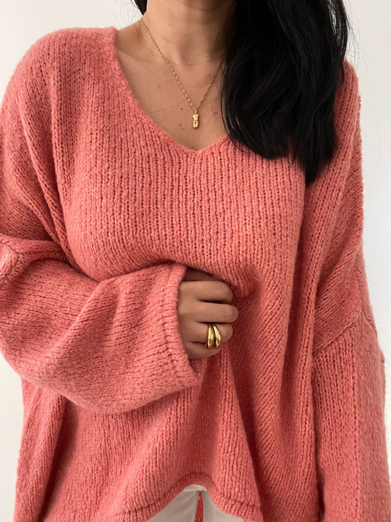 Oversize Vokuhila Strickpullover mit V-Ausschnitt - Koralle