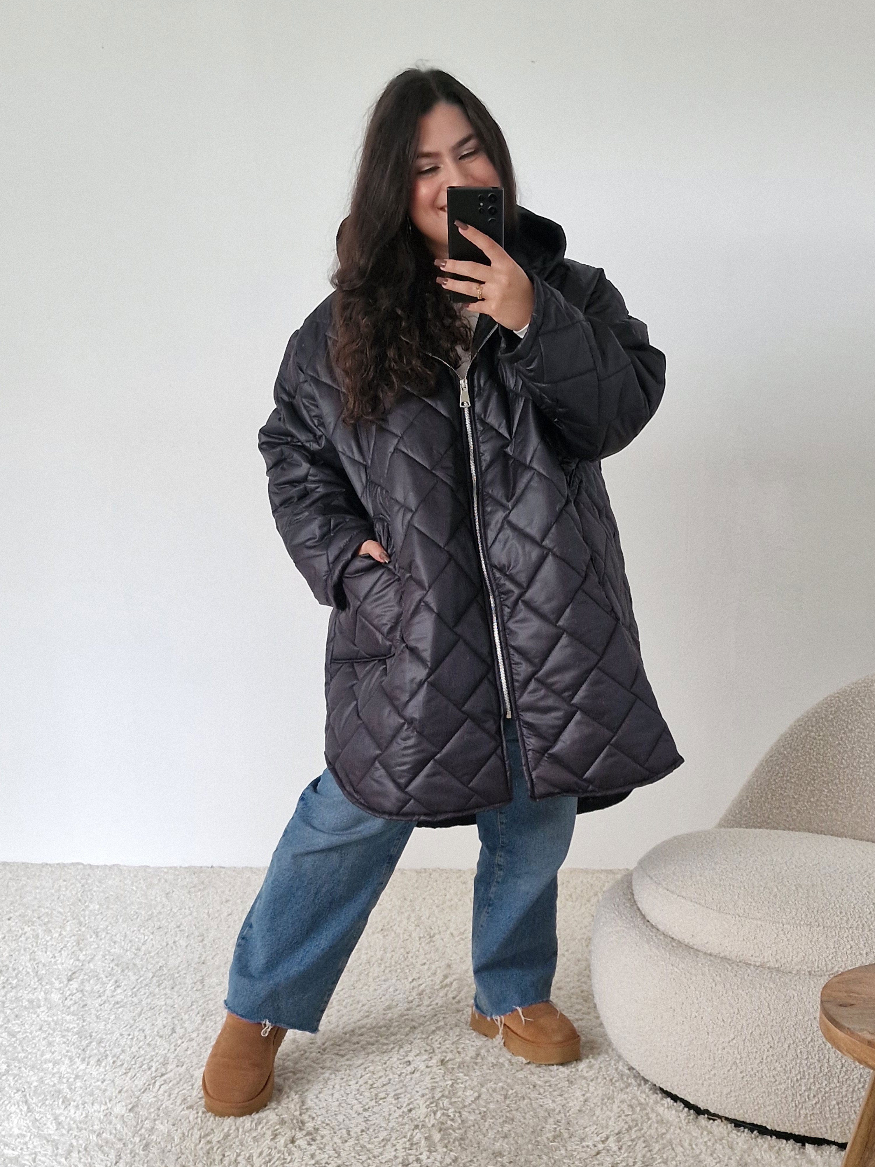 CURVY Steppjacke mit Kapuze - Schwarz