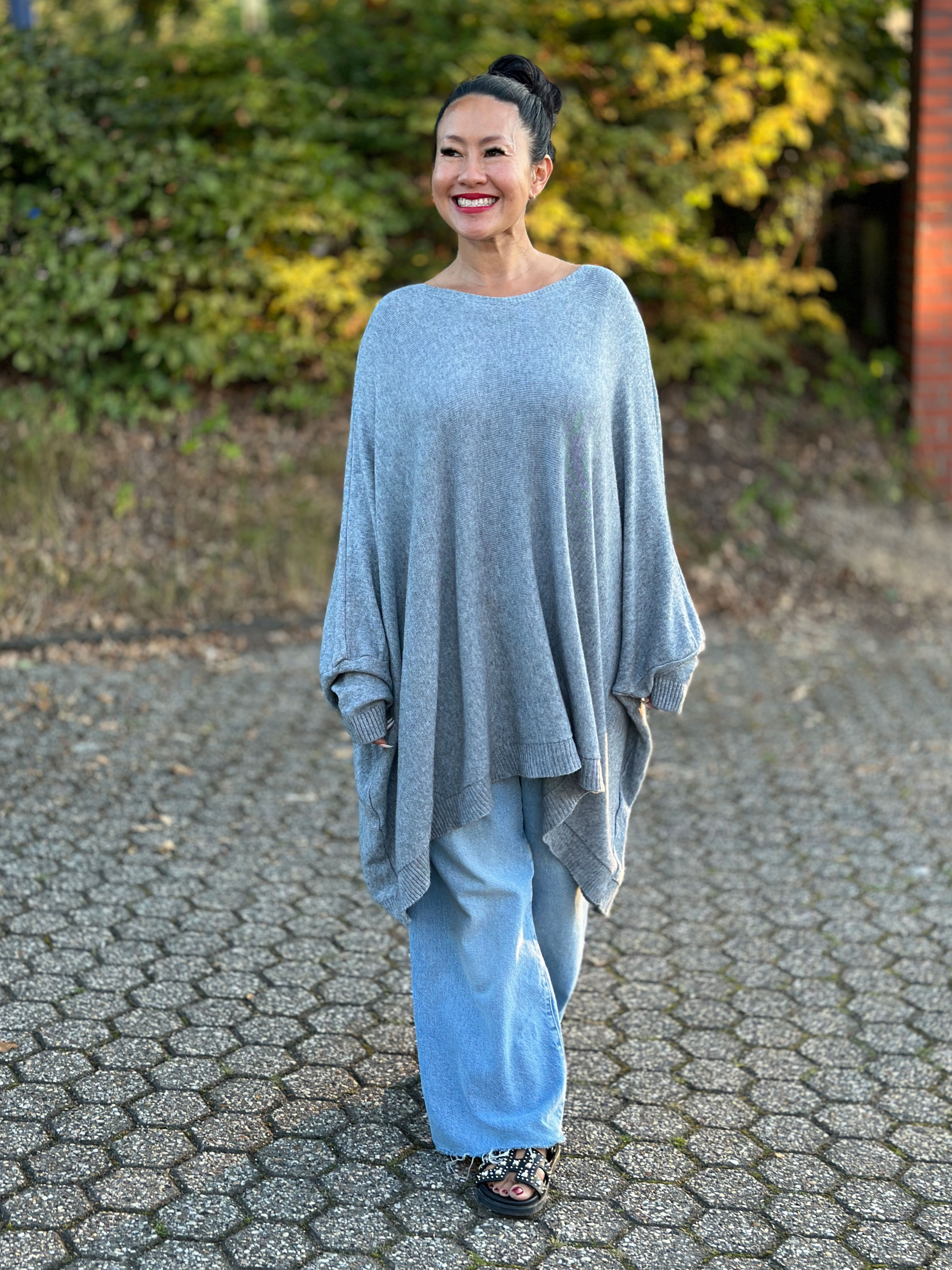 Oversize Viskose Pullover TALL - Grau