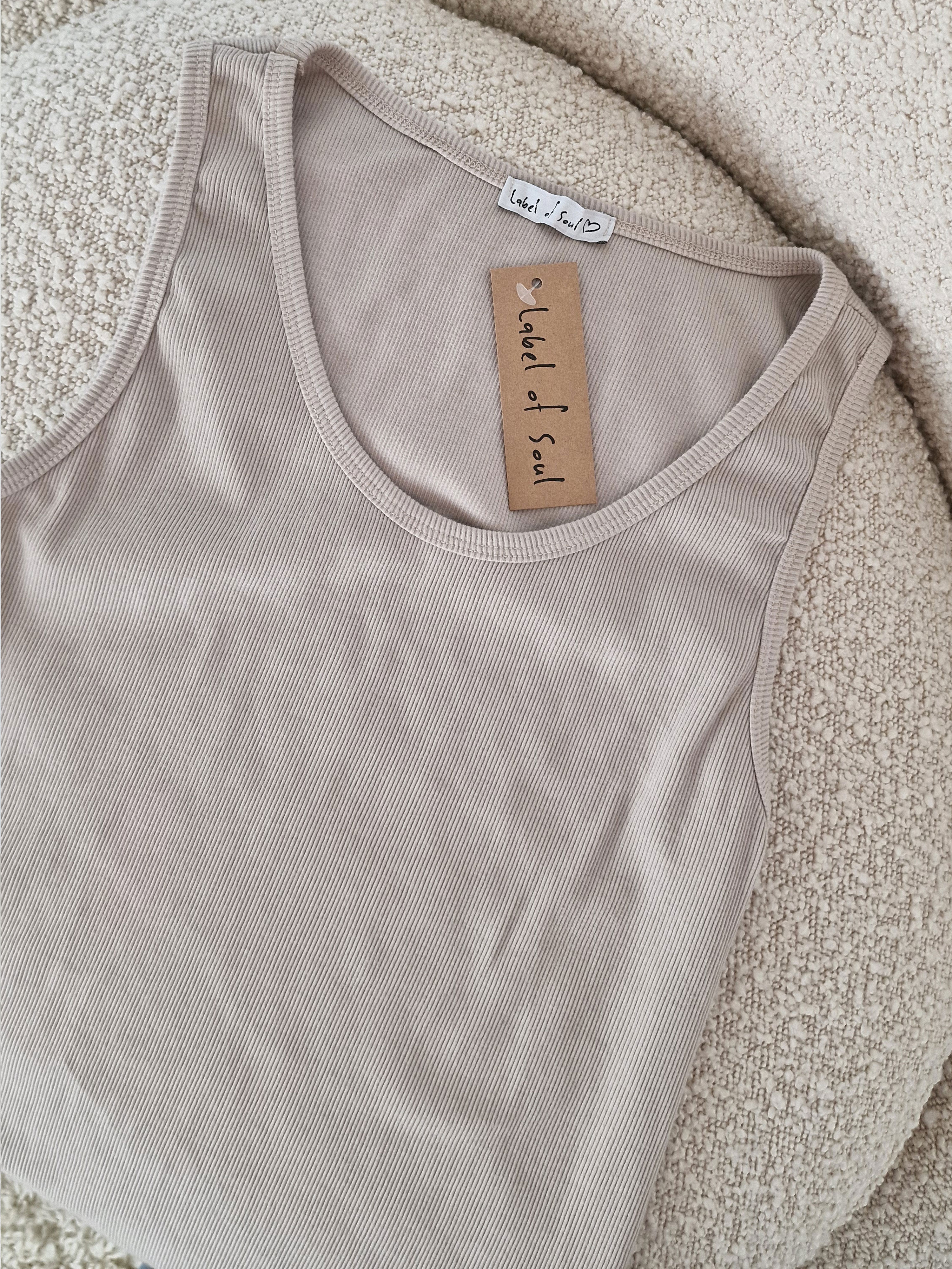 Geripptes Basic Top - Greige