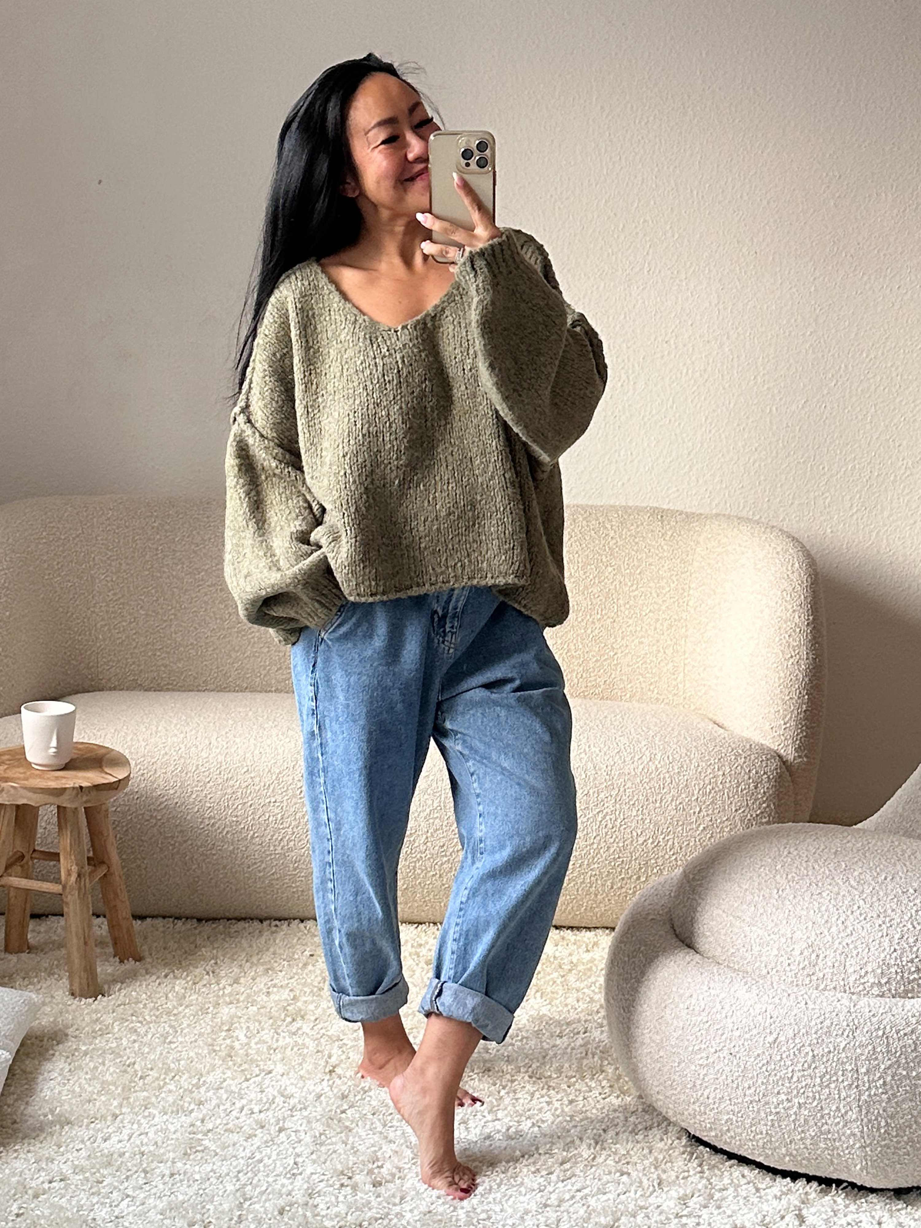 Oversize CROPPED Strickpullover mit V-Ausschnitt - FLAUSCHI - Matcha