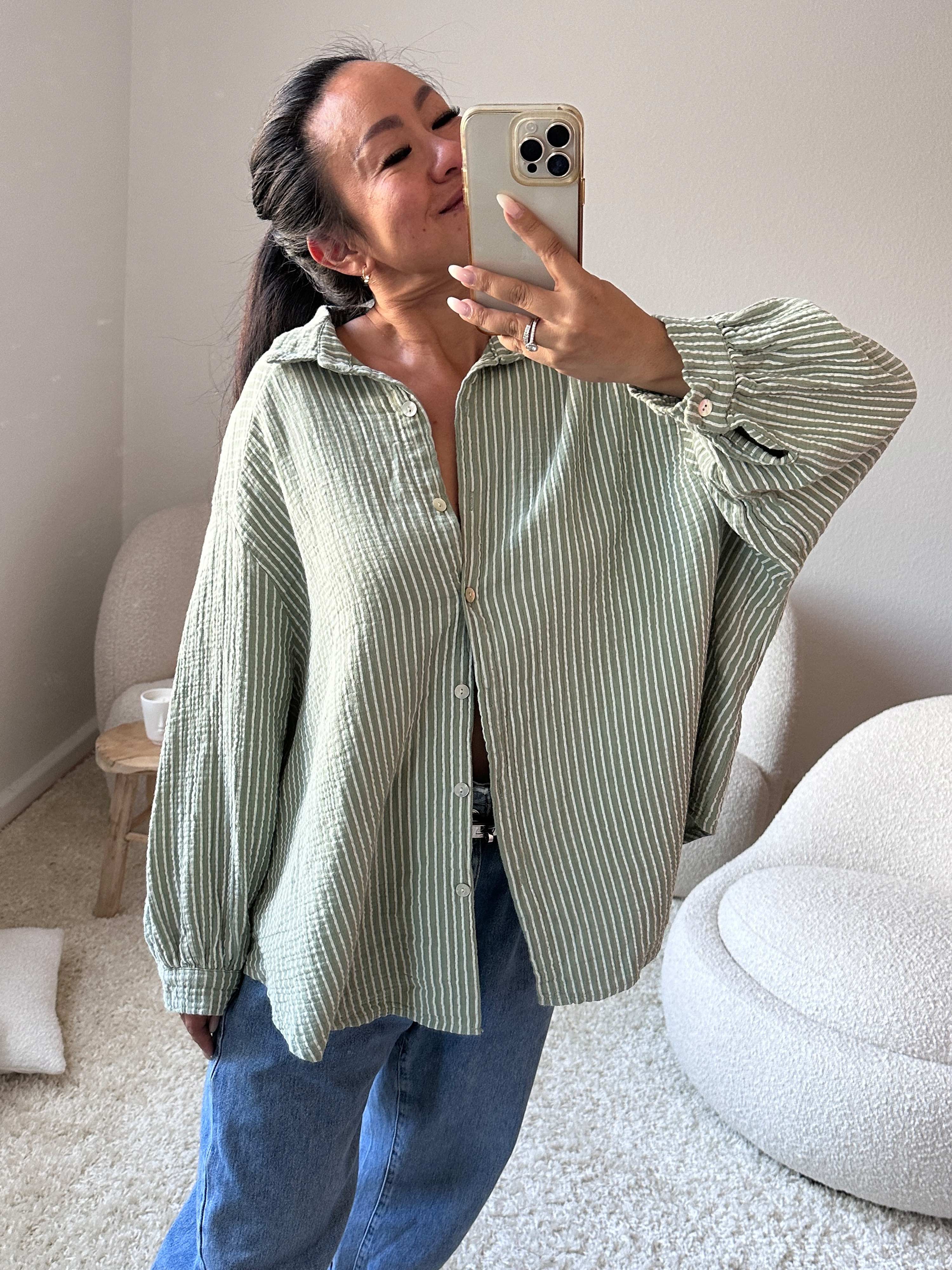 Musselin Midi Oversize Bluse - SMALL STRIPES - Matcha/Weiss