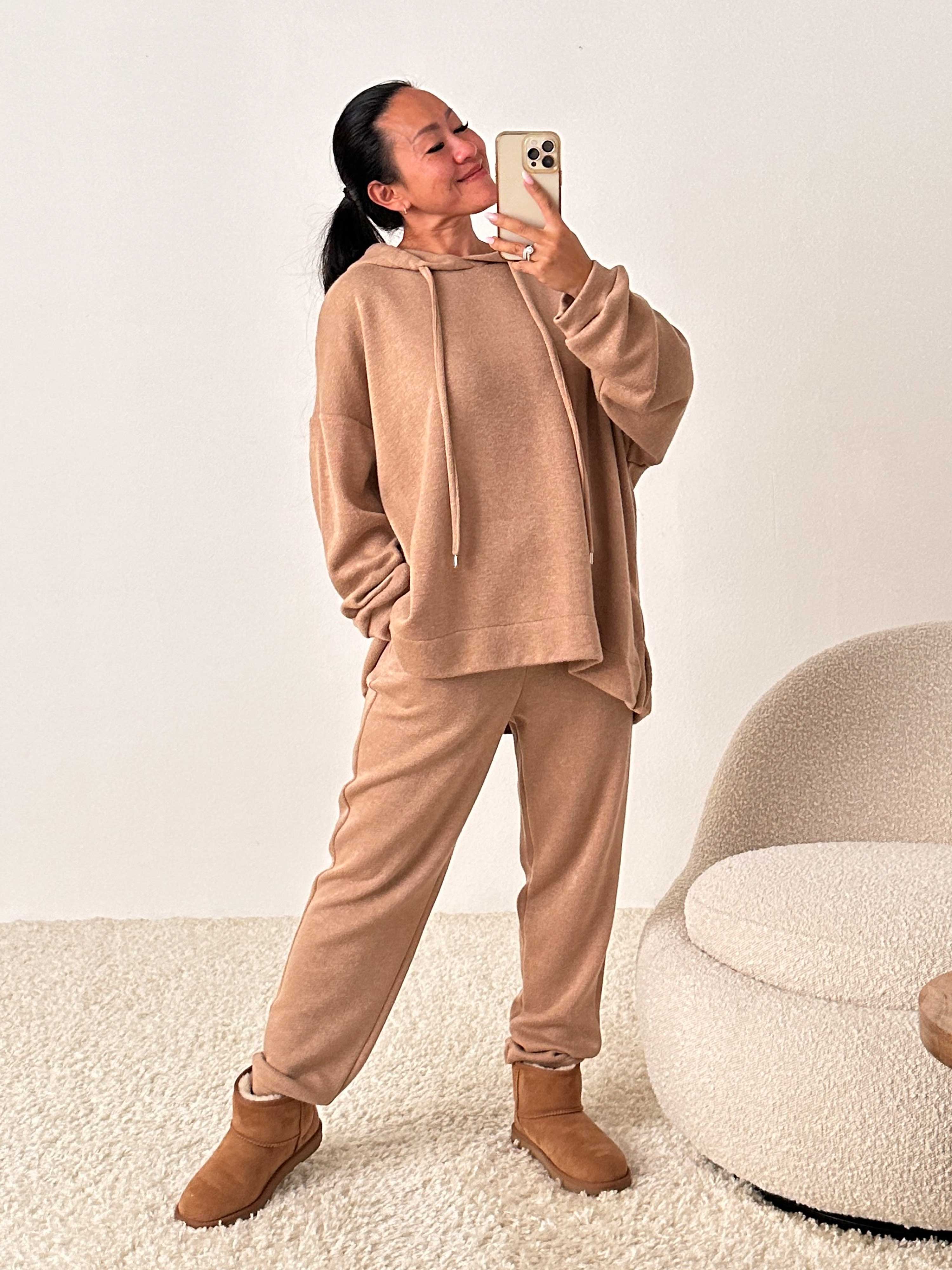 LOUNGE SET - Hoodie & Jogger Hose - Camel