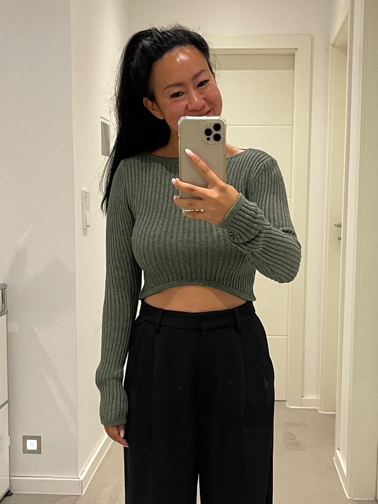 Cropped Pullover aus Rippstrick - Olive