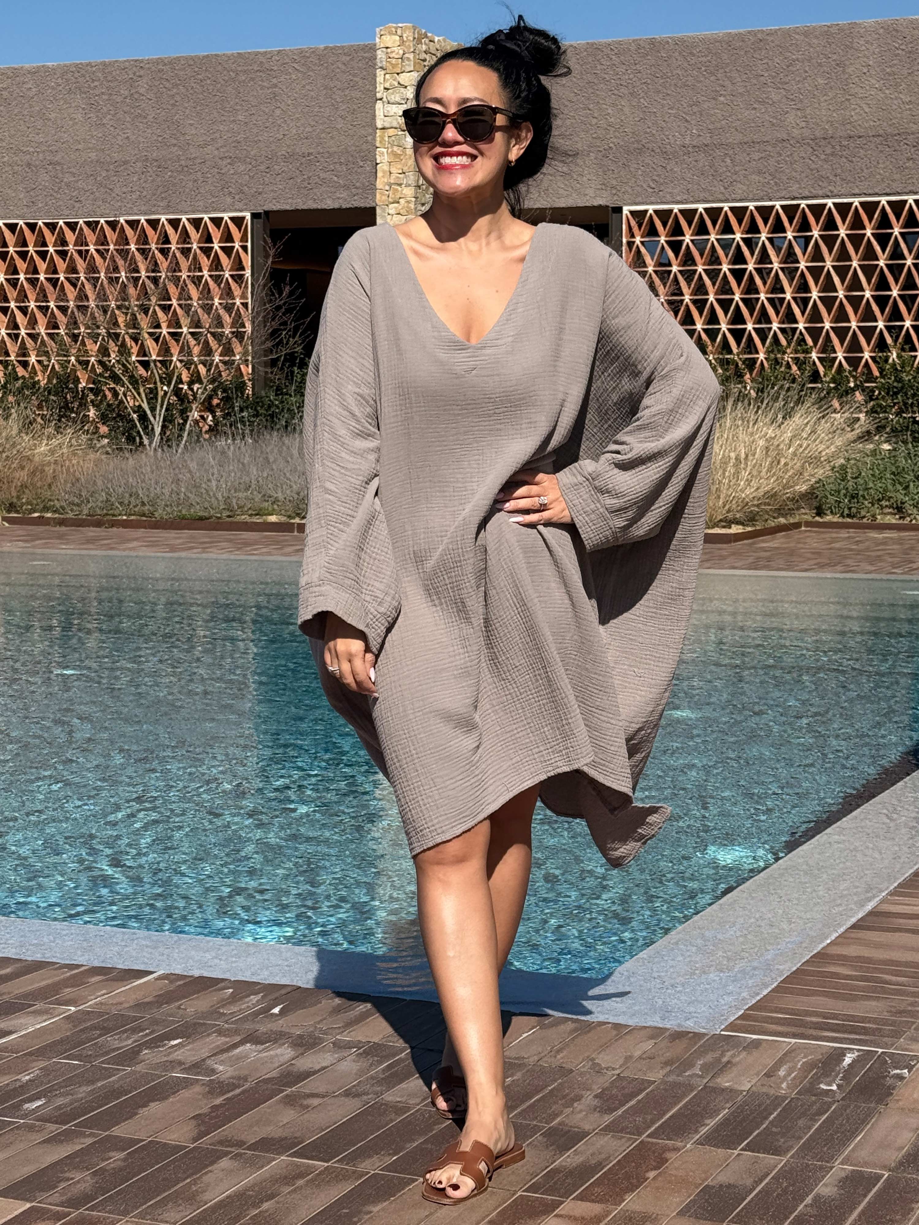 Oversize Musselin Blusen Poncho - Taupe