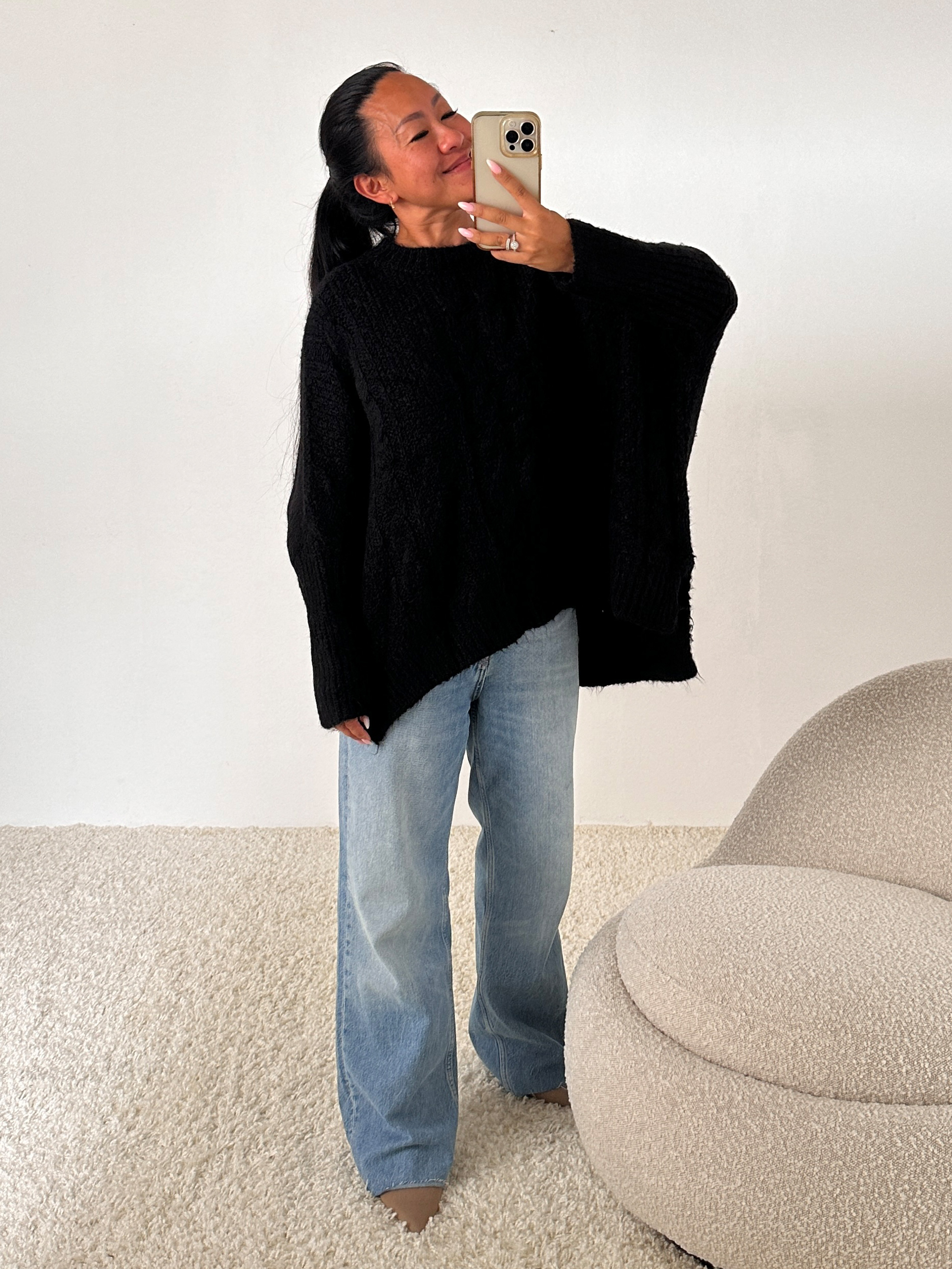 Oversize Strickpullover mit Zopfmuster - Schwarz