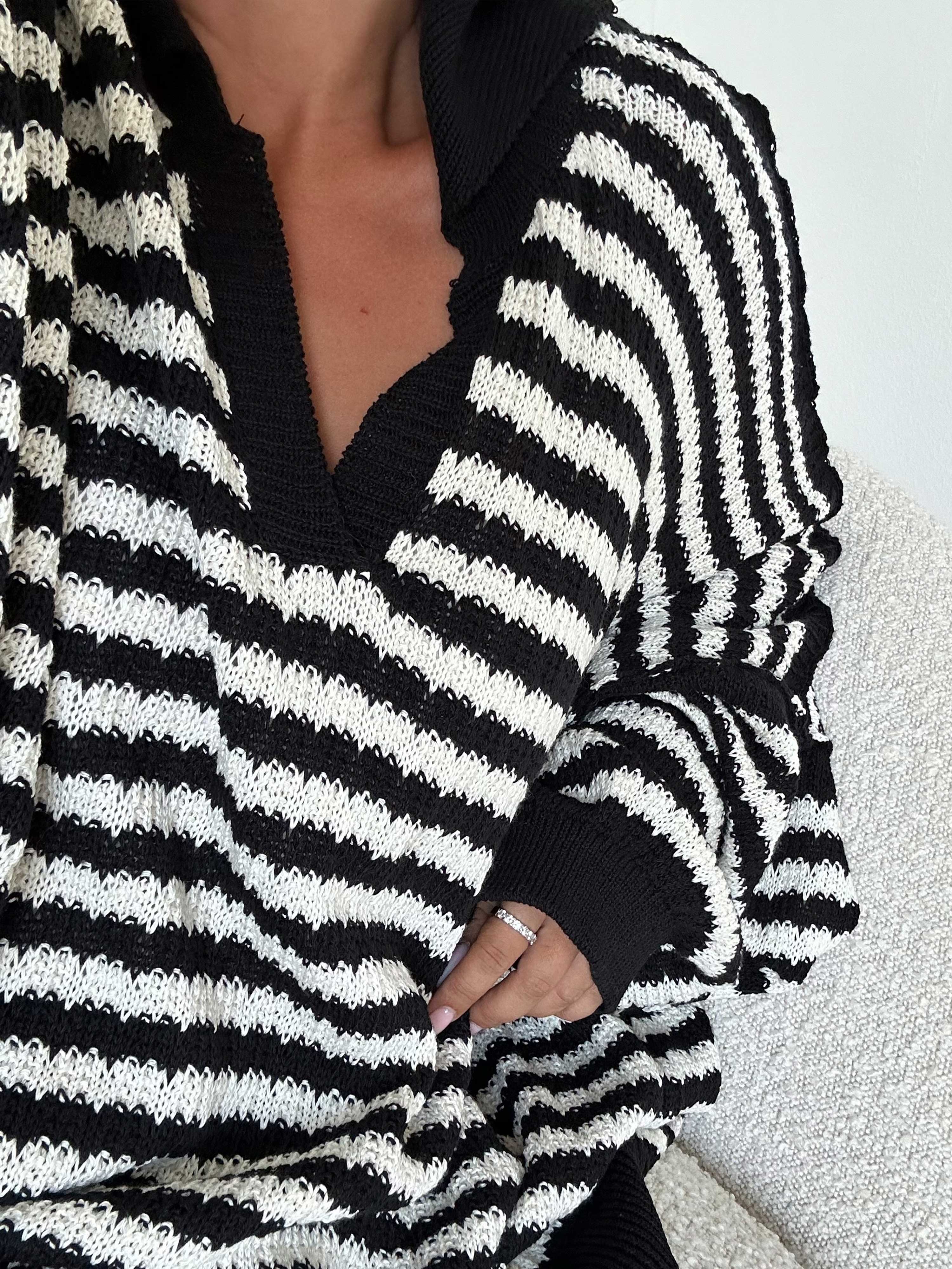 Oversize Häkelpullover MANACOR - STRIPES - Schwarz