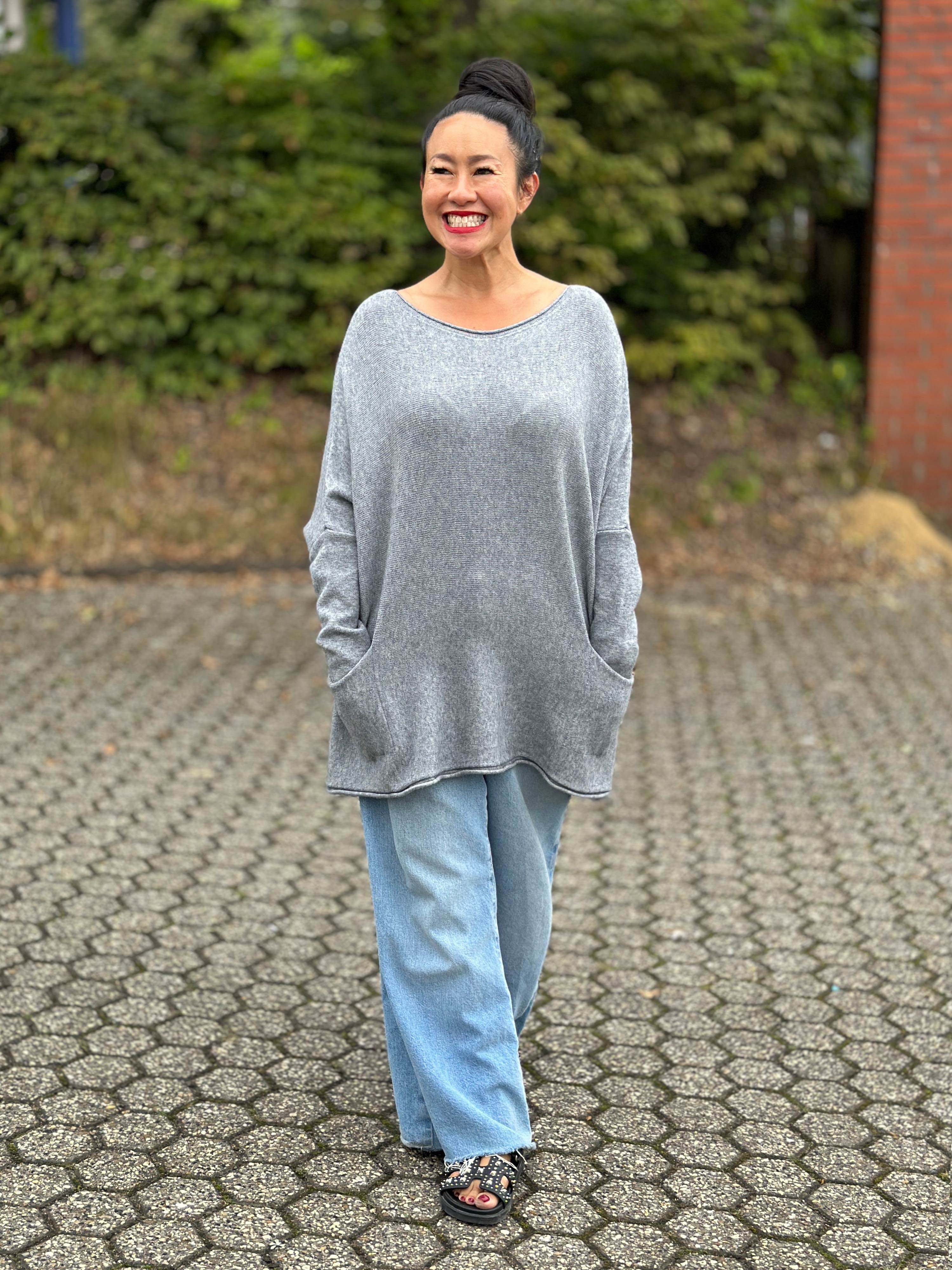 Oversize Viskose Pullover mit Taschen - Grau