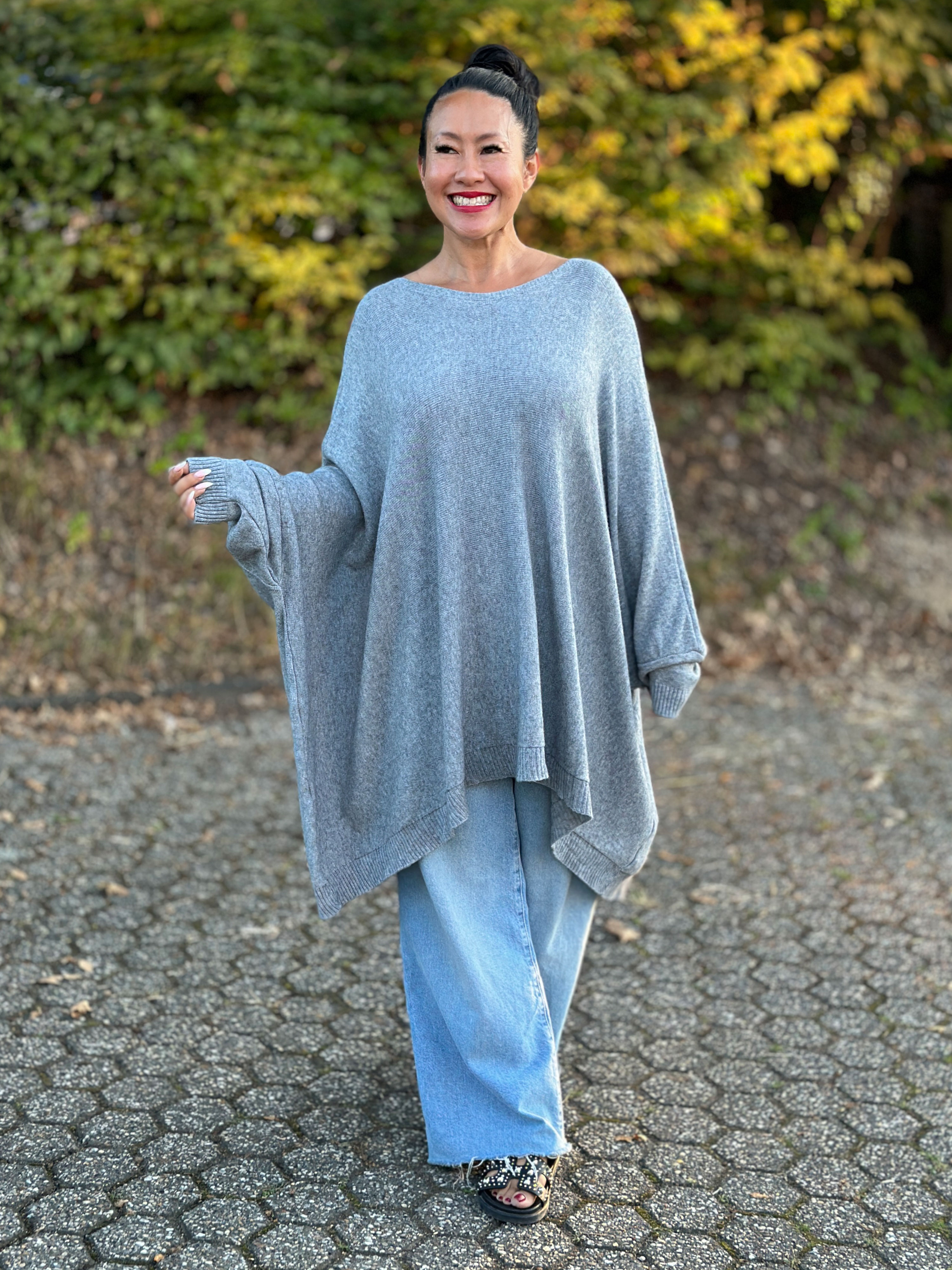 Oversize Viskose Pullover TALL - Grau