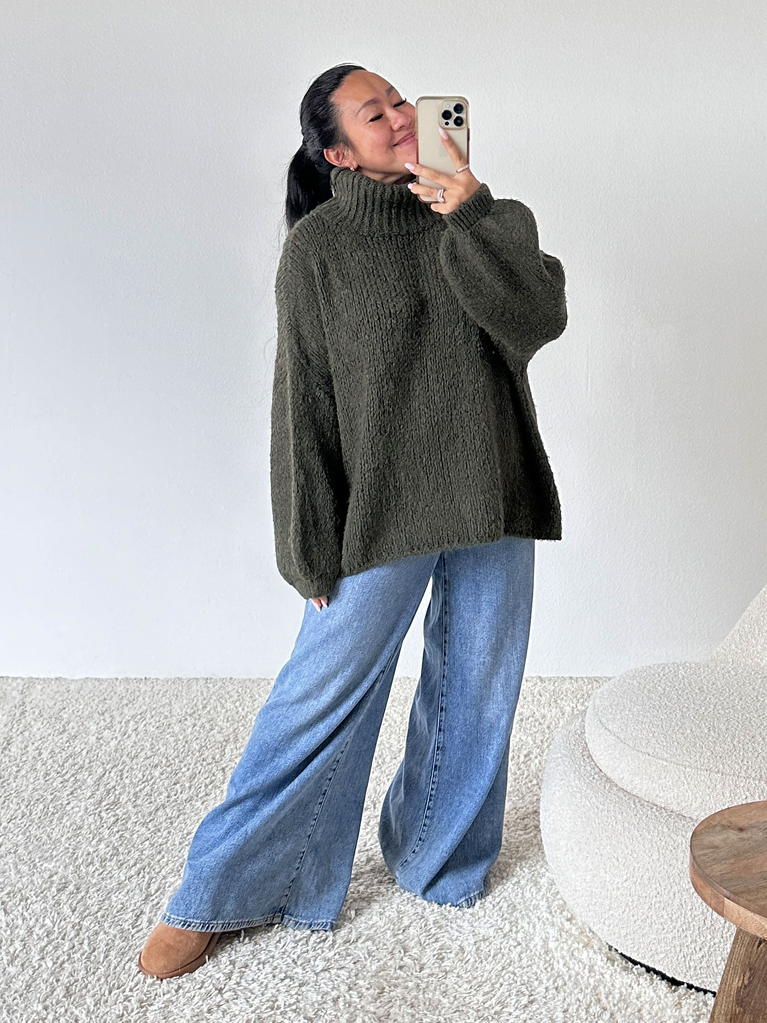 Oversize Pullover mit Schalkragen - FLAUSCHI - Olive